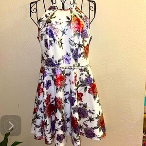 Chic Floral Halter Vintage/Y2K Silky Floral Spring Dress - Juniors Size 3/4